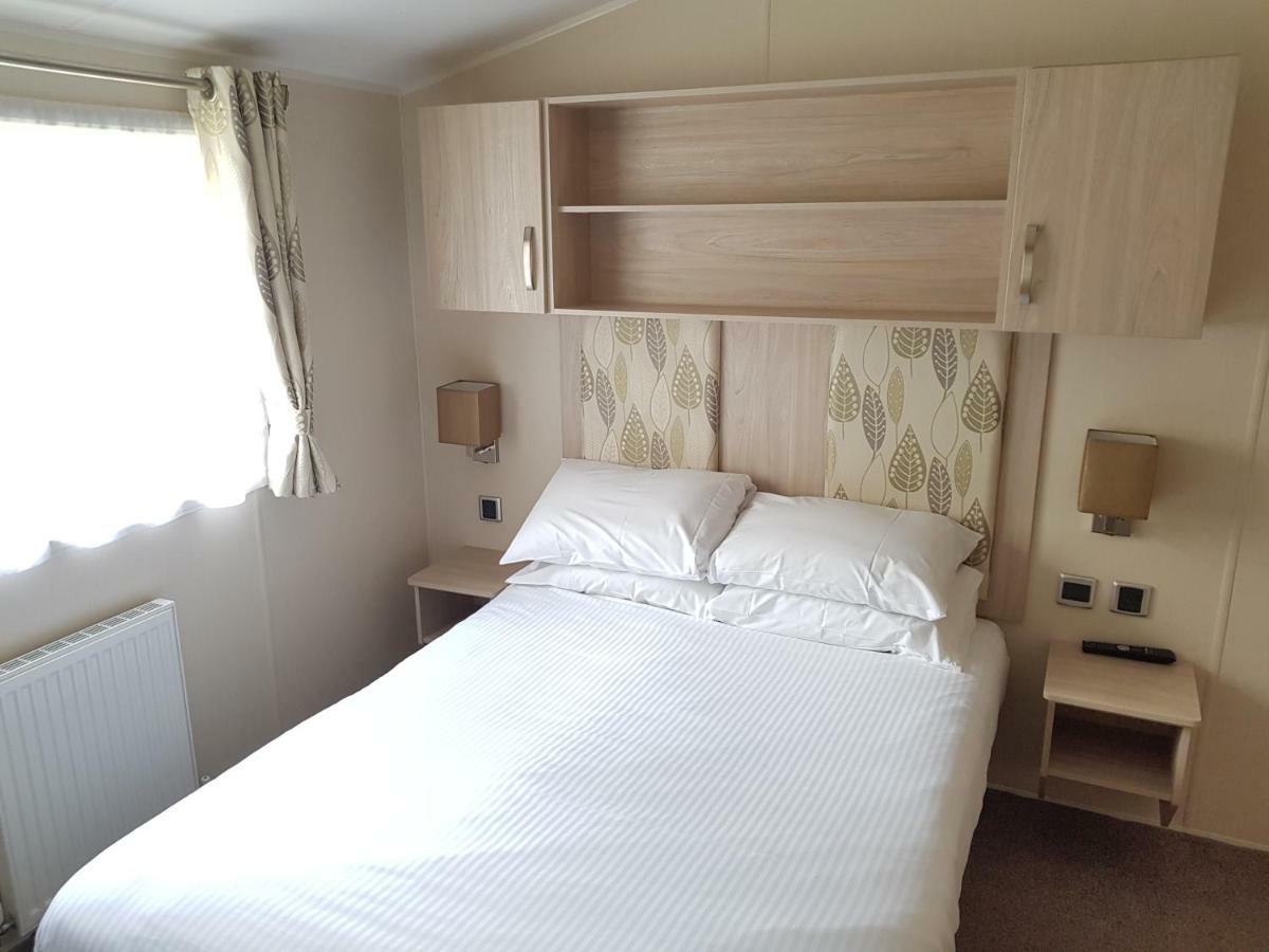 St. Ives Holiday Village ภายนอก รูปภาพ