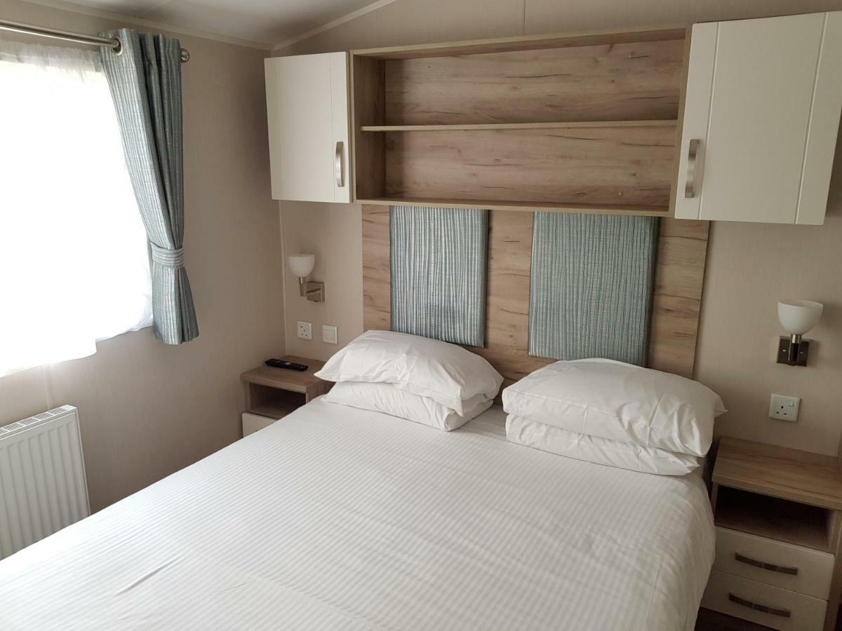 St. Ives Holiday Village ภายนอก รูปภาพ